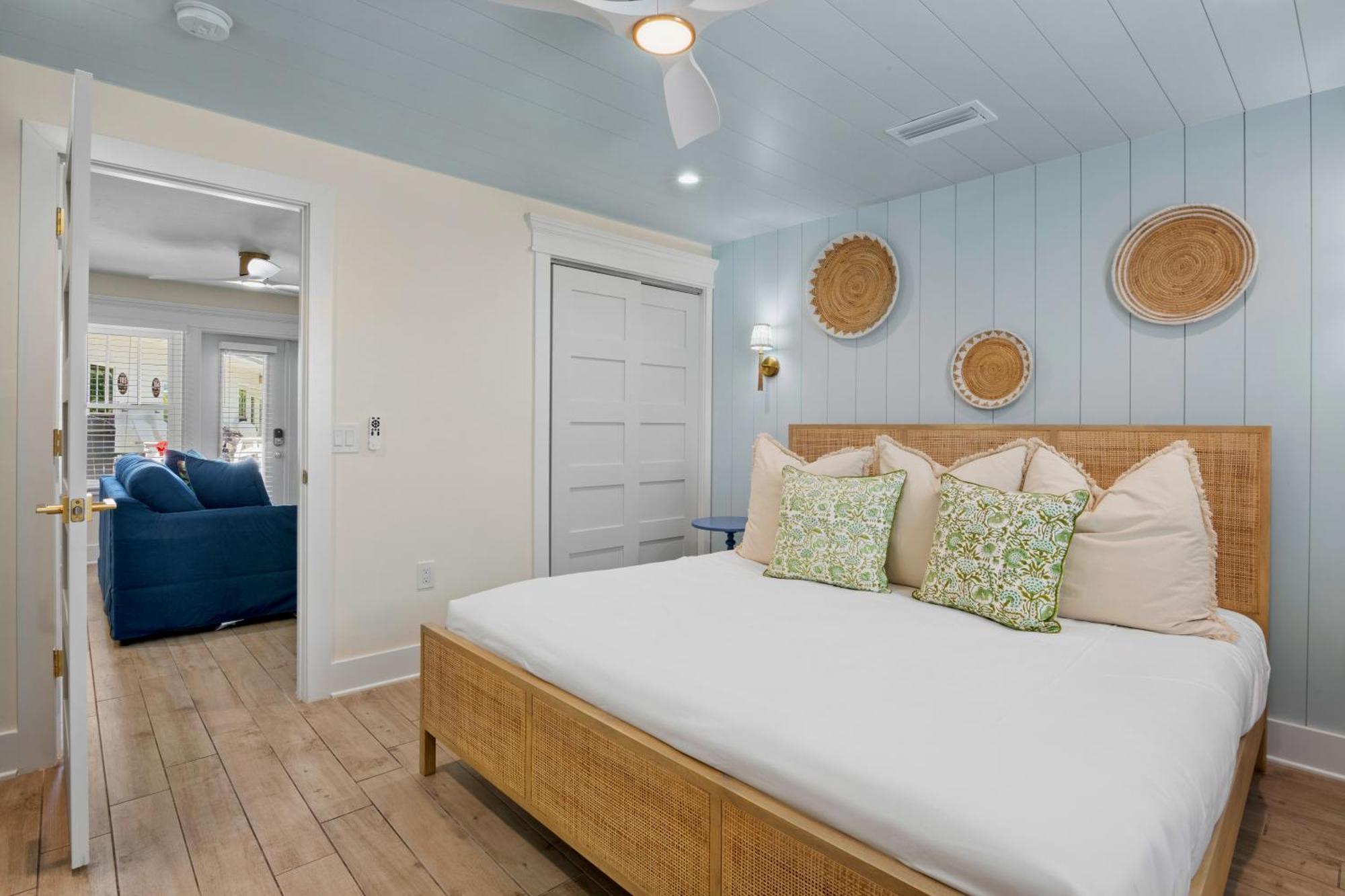 Tropical Breeze Resort Bee Ridge Eksteriør billede