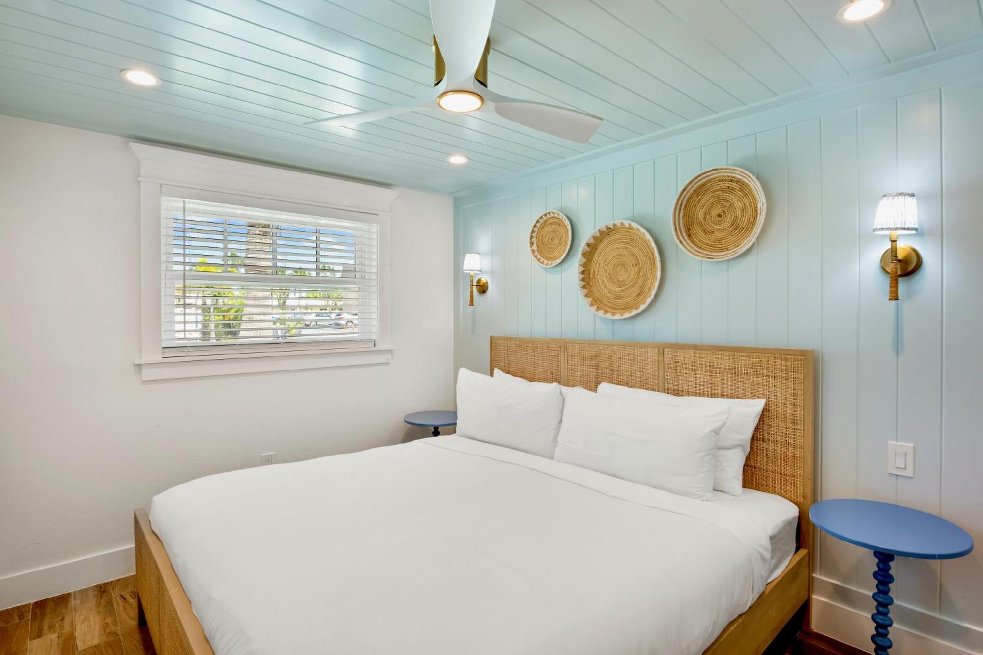 Tropical Breeze Resort Bee Ridge Eksteriør billede
